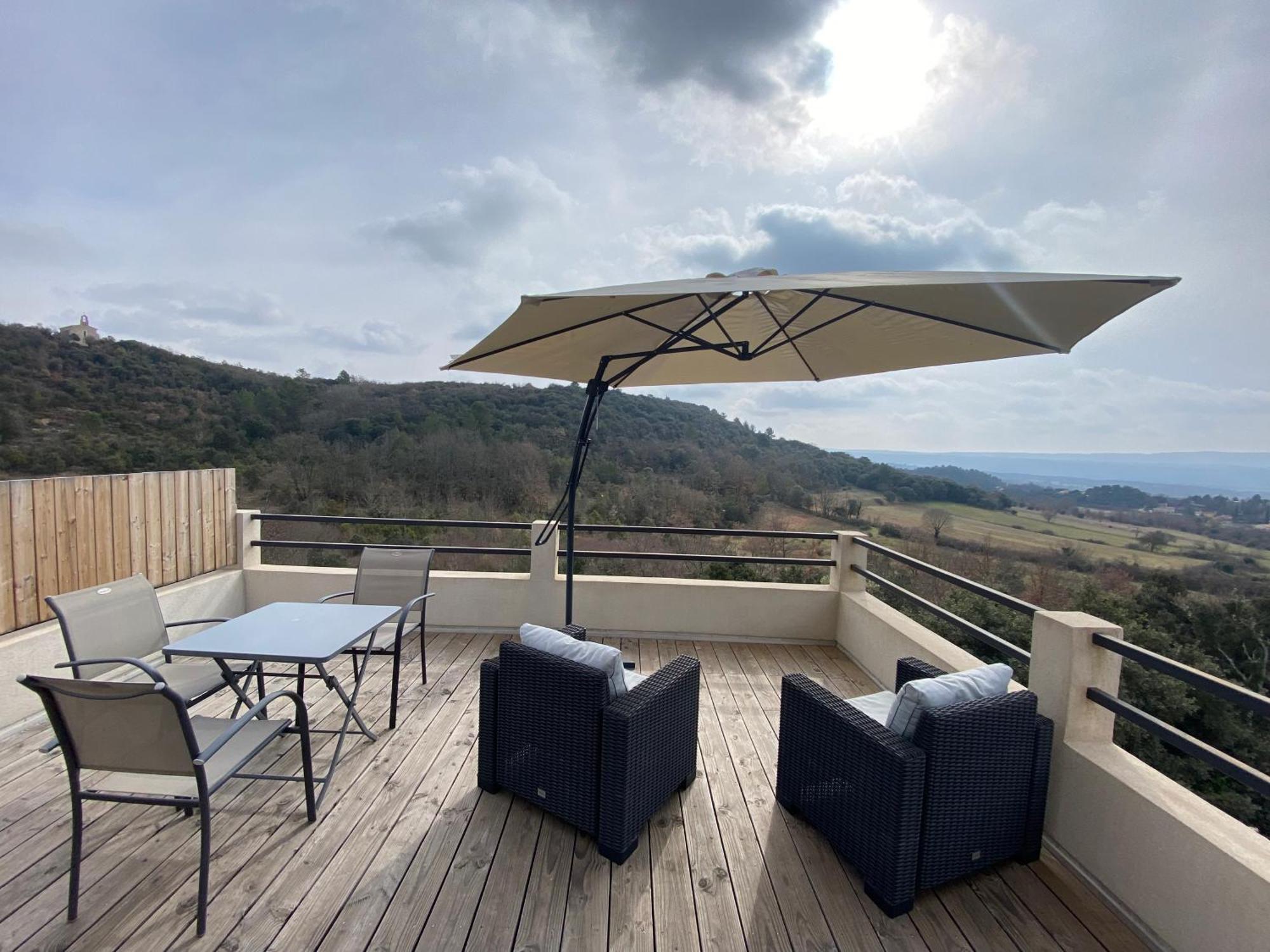 Studio Au Calme, Grande Terrasse Avec Vue Vallee Ginasservis Exterior foto