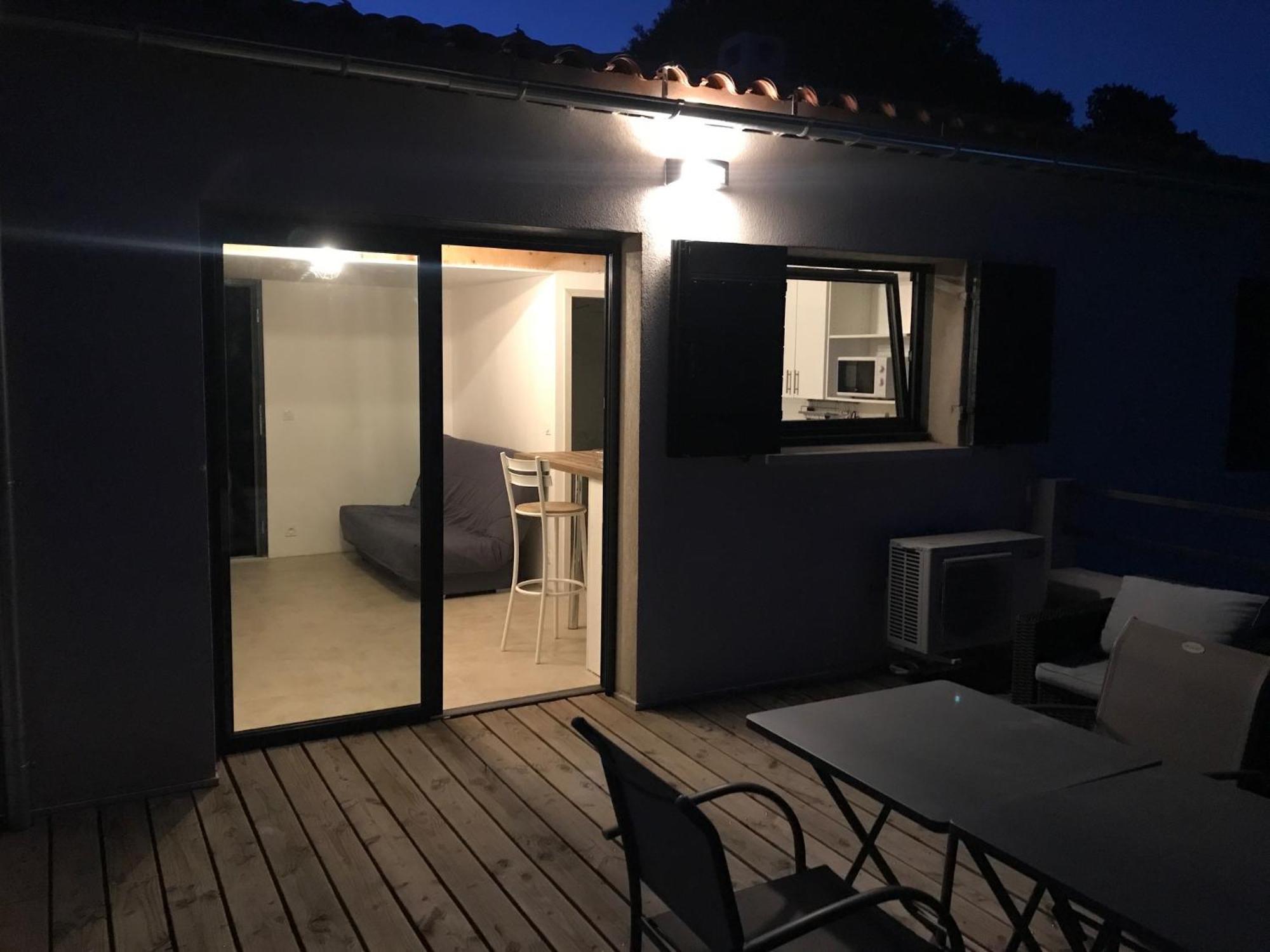 Studio Au Calme, Grande Terrasse Avec Vue Vallee Ginasservis Exterior foto